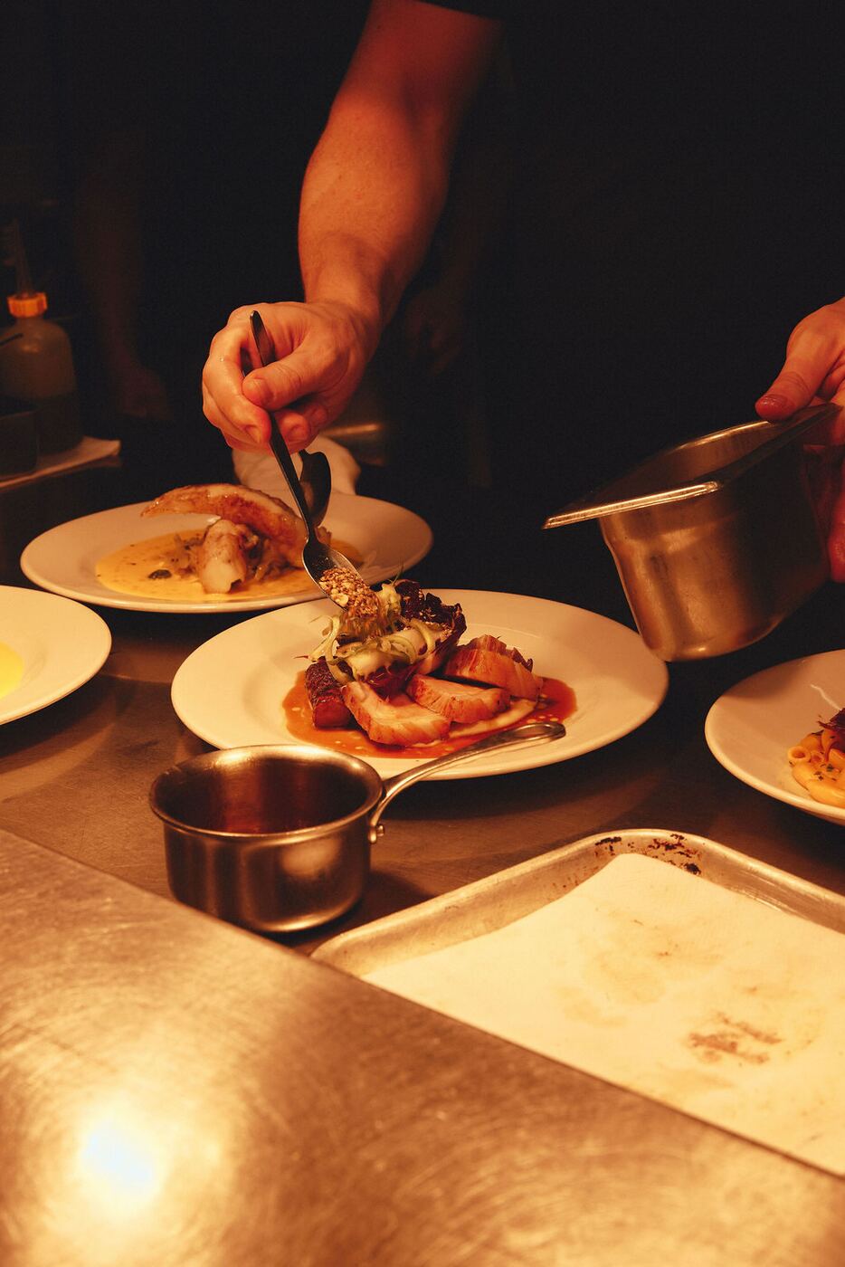 Peregrine AW25 Dinner