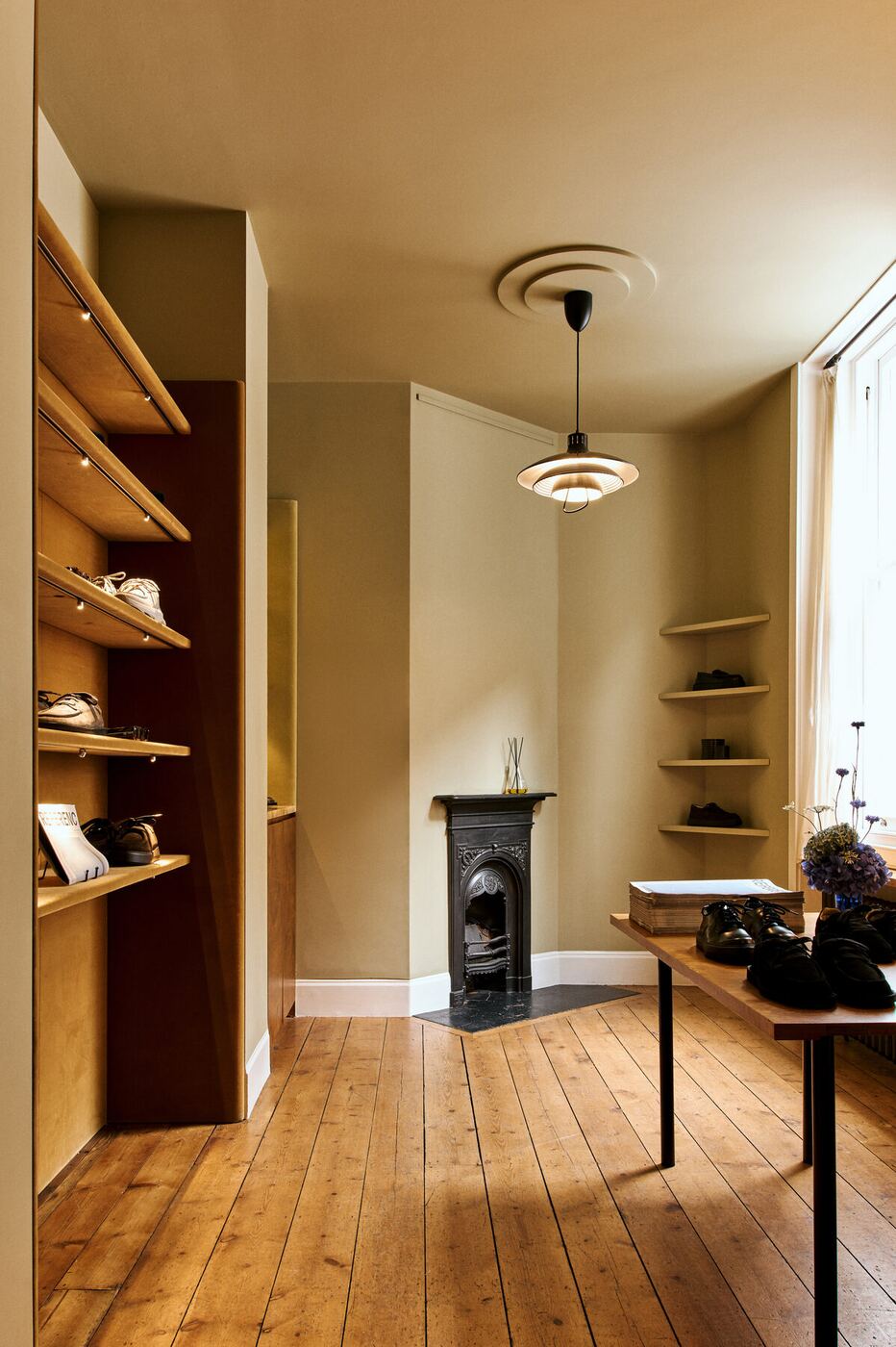 Referenc London Take Over